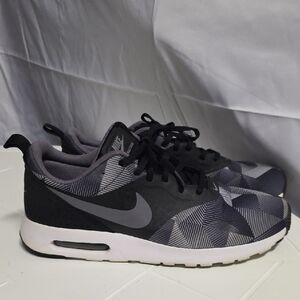 Nike Air Max Tavis Black and Gray Geometric Sneakers